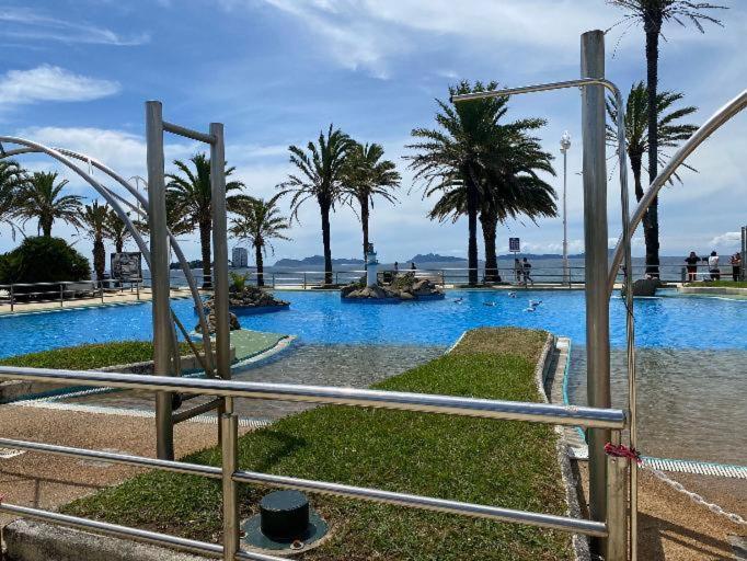Samil Primera Linea De Playa Vigo Exterior foto